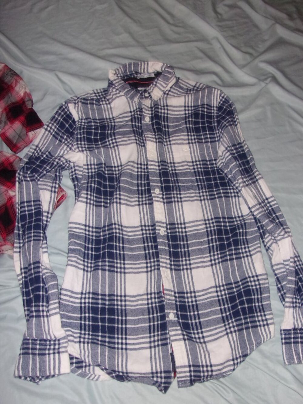 denim & flower Mens size small plaid  blue white  flannel shirt outdoor wear